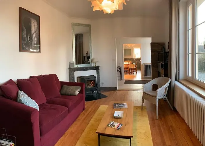 Maison Lumineuse Et Renovee Au Coeur Du Perche Malétable